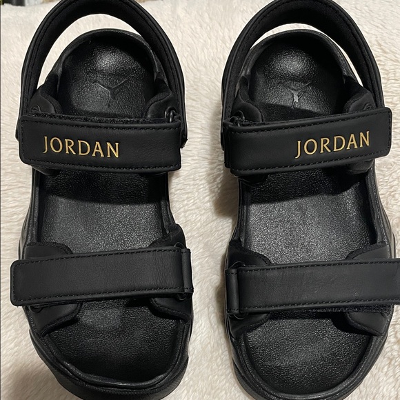 Jordan Kids Black Sandals with Gold Accents - Picture 1 of 6